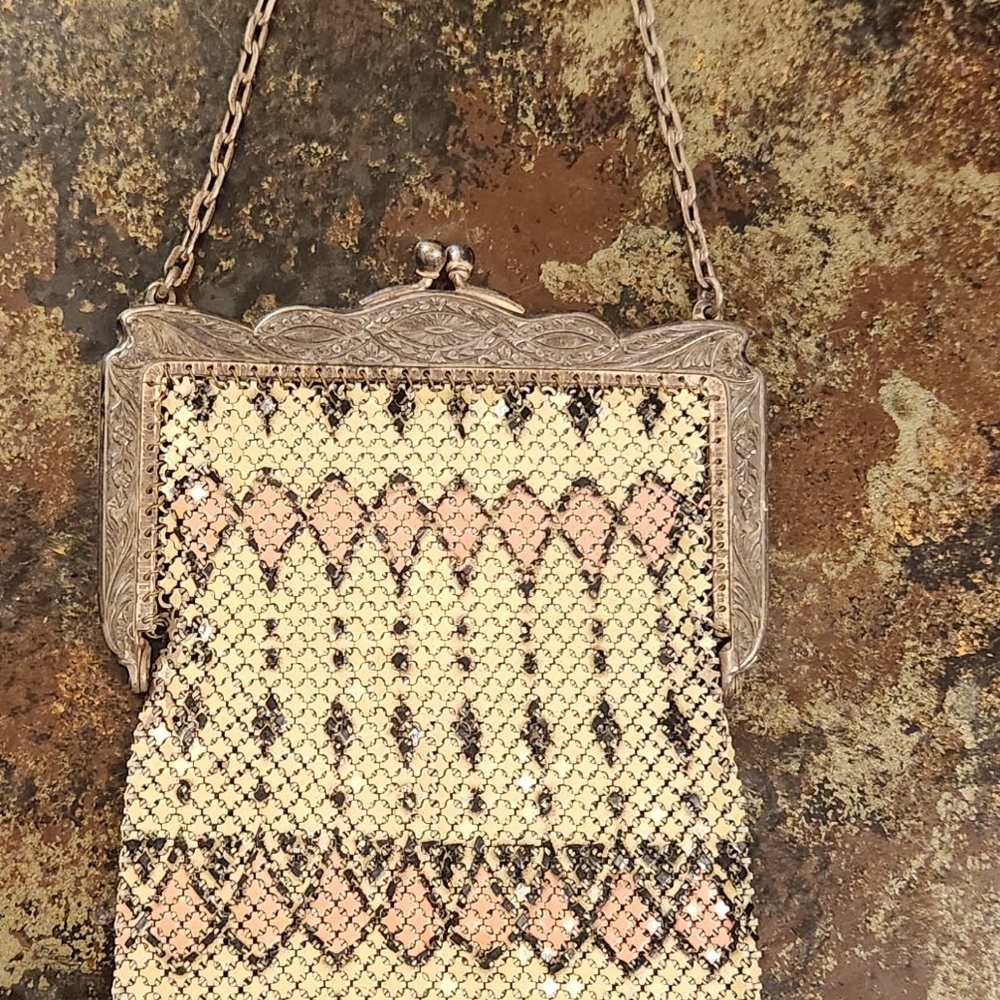 Art Deco Beaded Clutch in Cream and Black - Picture 3 of 5
